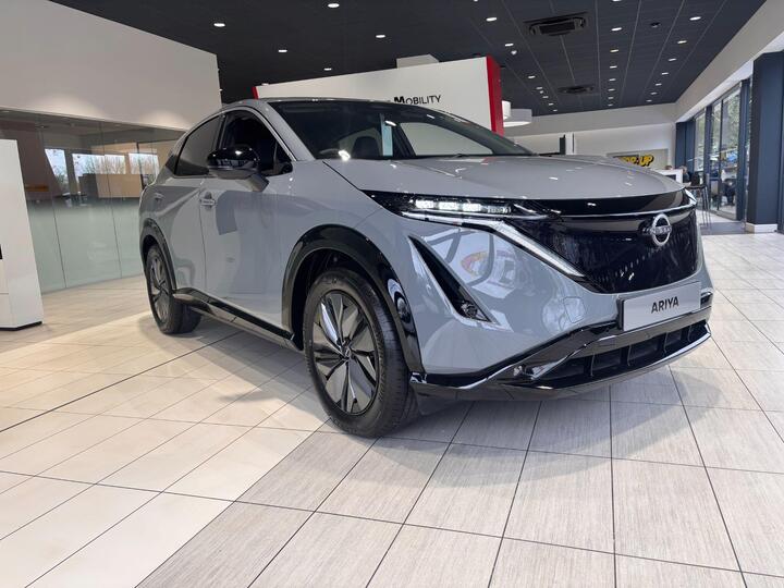 Nissan ARIYA 63kWh Advance Auto 5dr 7.4kW Charger