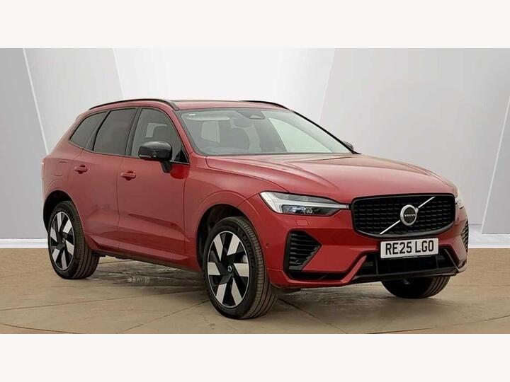 Volvo XC60 2.0h T8 18.8kWh Ultra Dark Auto AWD Euro 6 (s/s) 5dr