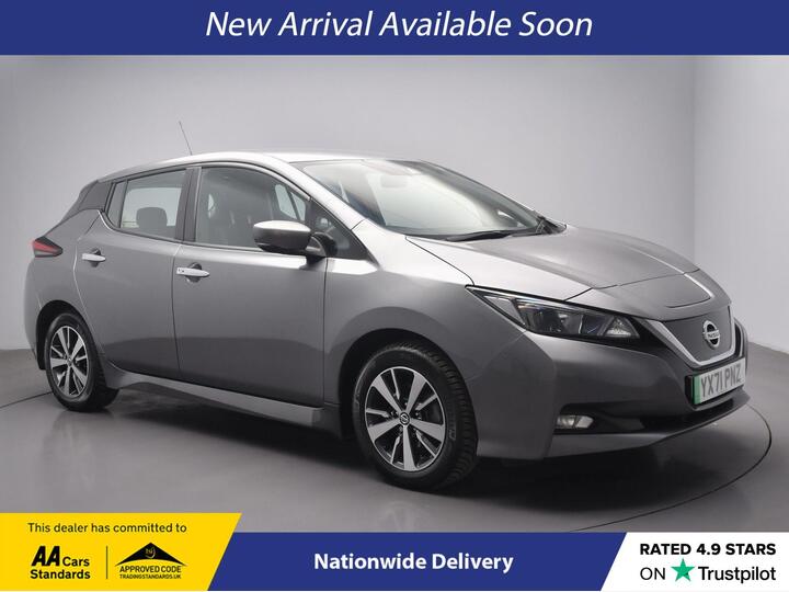 Nissan LEAF 40kWh Acenta Auto 5dr Nissan LEAF 40kWh Acenta Auto 5dr