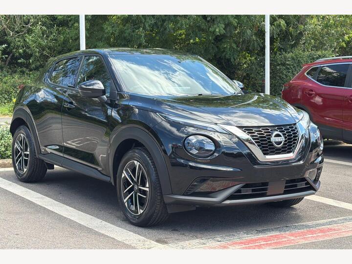 Nissan Juke 1.0 DIG-T N-Connecta Euro 6 (s/s) 5dr