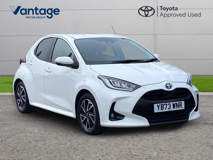 Toyota Yaris 1.5 VVT-h Design E-CVT Euro 6 (s/s) 5dr