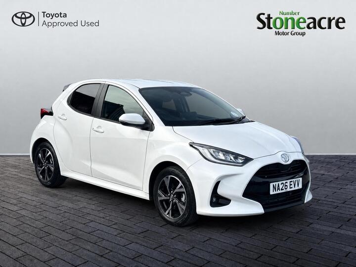 Toyota Yaris 1.5 VVT-h Design E-CVT Euro 6 (s/s) 5dr