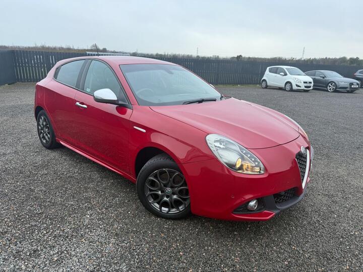 Alfa Romeo Giulietta 1.6 JTDM-2 Tecnica Euro 6 (s/s) 5dr