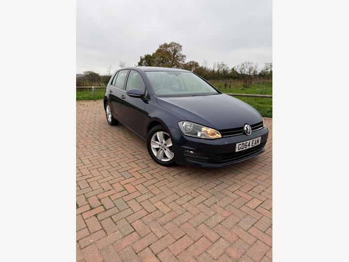 Volkswagen Golf 1.6 TDI BlueMotion Tech Match Euro 5 (s/s) 5dr Volkswagen Golf 1.6 TDI BlueMotion Tech Match Euro 5 (s/s) 5dr