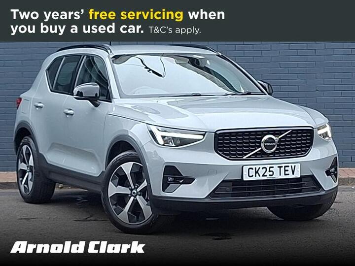 Volvo XC40 2.0 B4 MHEV Plus Dark DCT Auto Euro 6 (s/s) 5dr