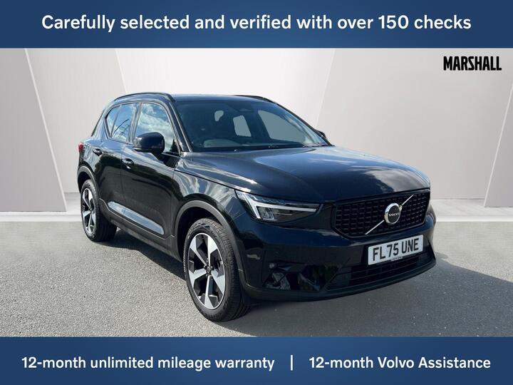 Volvo XC40 2.0 B3 MHEV Plus Dark DCT Auto Euro 6 (s/s) 5dr