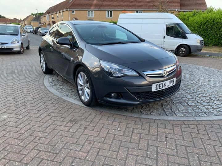 Vauxhall Astra GTC 2.0 CDTi SRi Euro 5 (s/s) 3dr