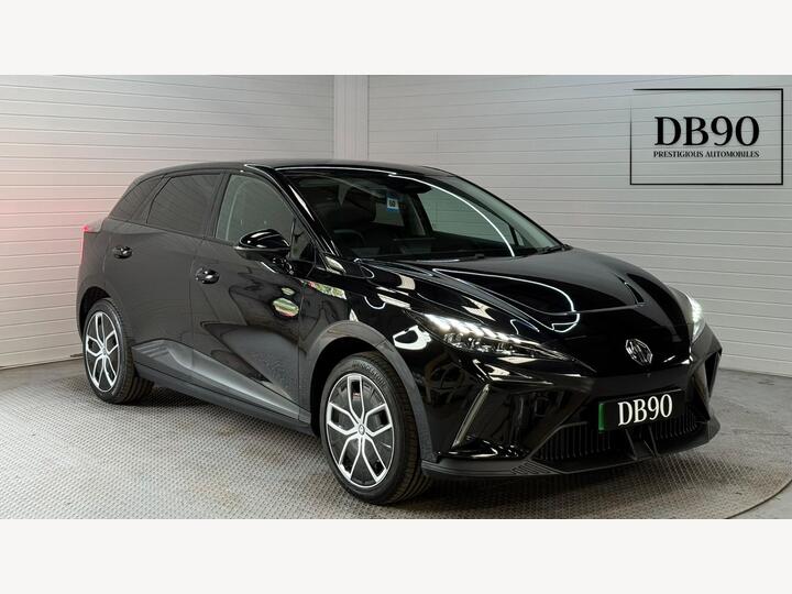 MG MG4 64kWh Trophy Long Range Auto 5dr