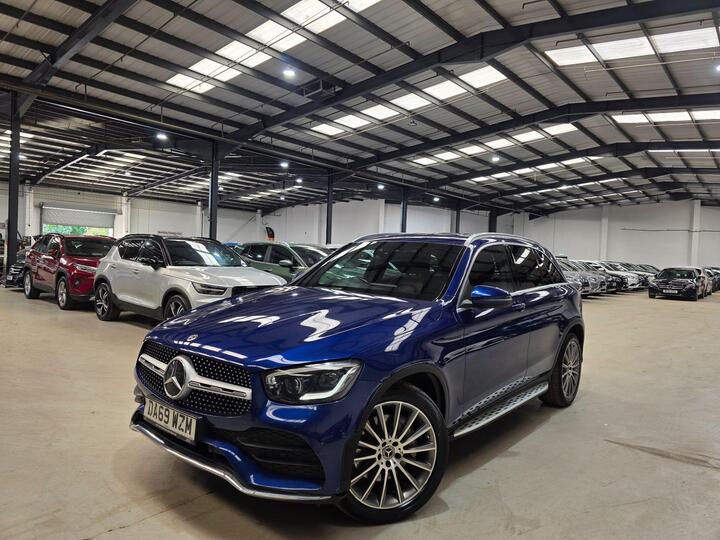 Mercedes-Benz GLC 2.0 GLC300 MHEV AMG Line (Premium) G-Tronic+ 4MATIC Euro 6 (s/s) 5dr Mercedes-Benz GLC 2.0 GLC300 MHEV AMG Line (Premium) G-Tronic+ 4MATIC Euro 6 (s/s) 5dr