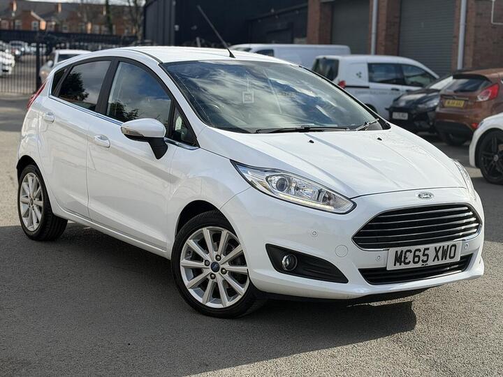 Ford Fiesta 1.0T EcoBoost Titanium Euro 6 (s/s) 5dr