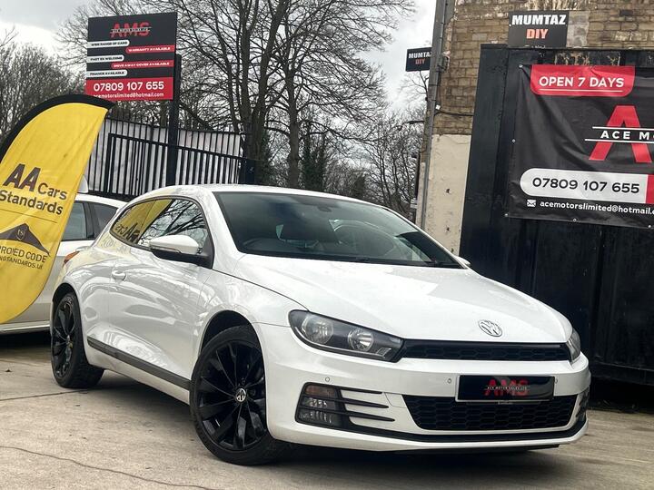Volkswagen Scirocco 2.0 TDI BlueMotion Tech GT Euro 6 (s/s) 3dr Volkswagen Scirocco 2.0 TDI BlueMotion Tech GT Euro 6 (s/s) 3dr
