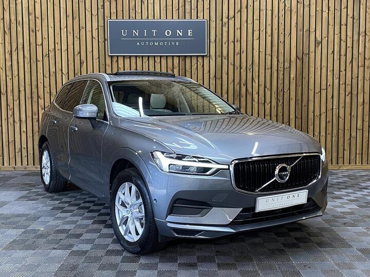 Volvo XC60 2.0 B5 MHEV Momentum Auto AWD Euro 6 (s/s) 5dr