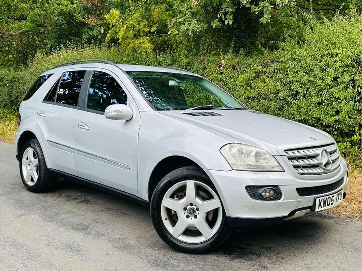 Mercedes-Benz M-CLASS 5.0 ML500 SE 7G-Tronic 4x4 5dr