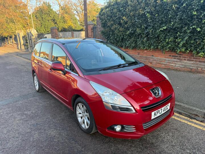 Peugeot 5008 1.6 HDi Allure Euro 5 5dr