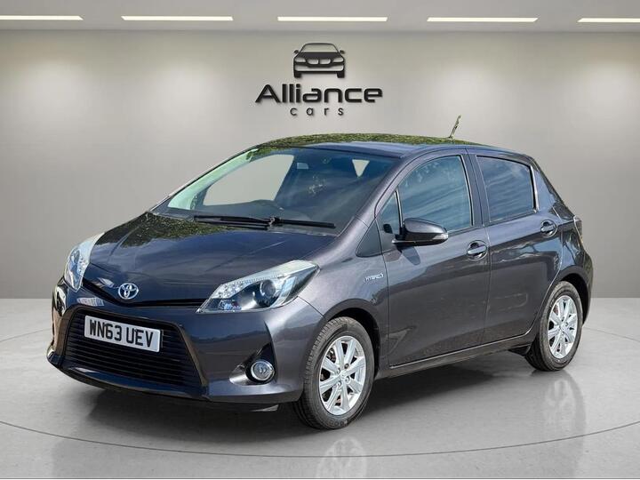 Toyota Yaris 1.5 VVT-h T4 CVT Euro 5 5dr