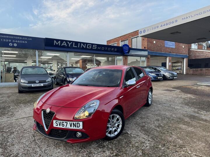 Alfa Romeo Giulietta 1.6 JTDM-2 Tecnica Euro 6 (s/s) 5dr