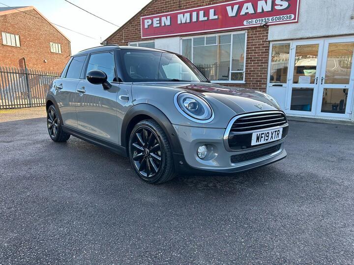 MINI Hatch 1.5 Cooper Classic Steptronic Euro 6 (s/s) 5dr