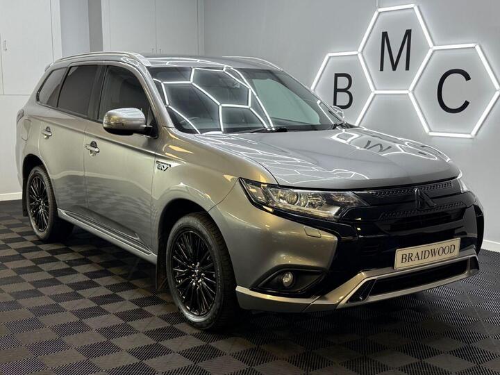 Mitsubishi OUTLANDER 2.4h TwinMotor 13.8kWh Dynamic CVT 4WD Euro 6 (s/s) 5dr