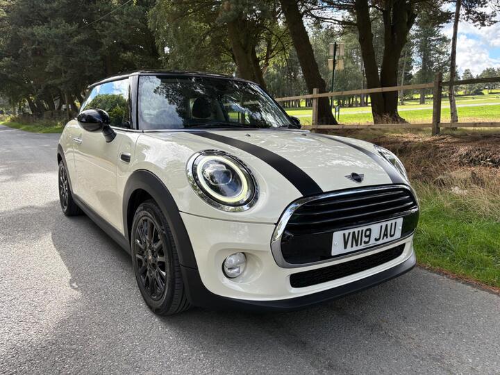 MINI Hatch 1.5 Cooper Classic Euro 6 (s/s) 3dr
