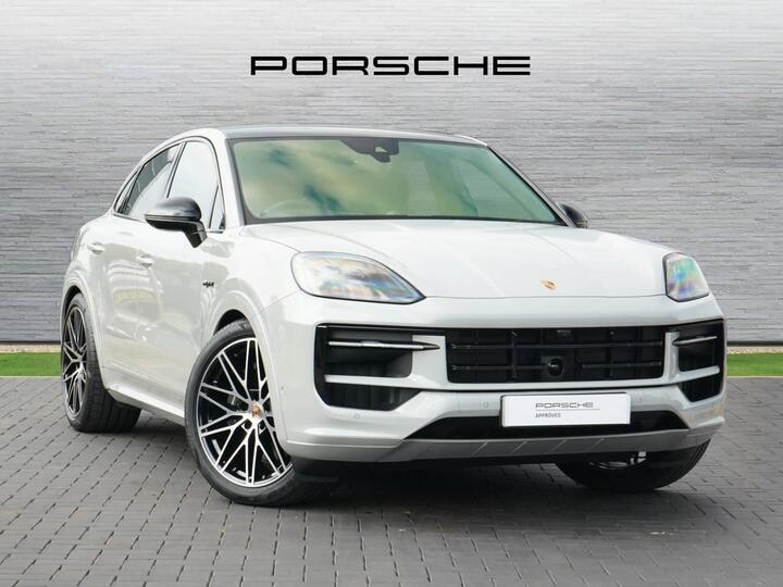Porsche Cayenne 3.0 V6 E-Hybrid 25.9kWh Black Edition TiptronicS 4WD Euro 6 (s/s) 5dr