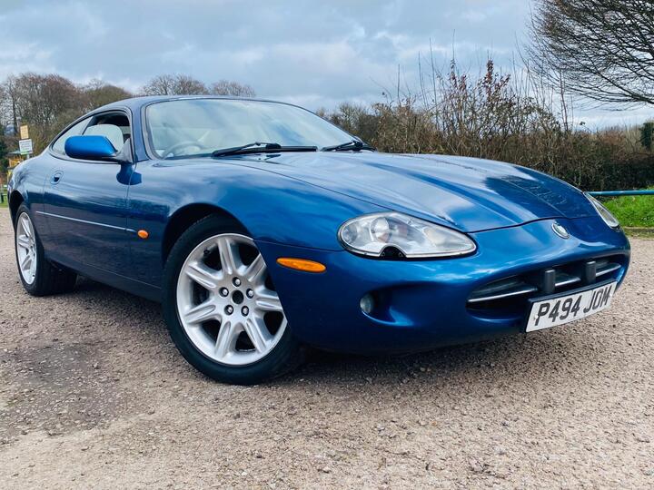 Jaguar XK8 4.0 2dr