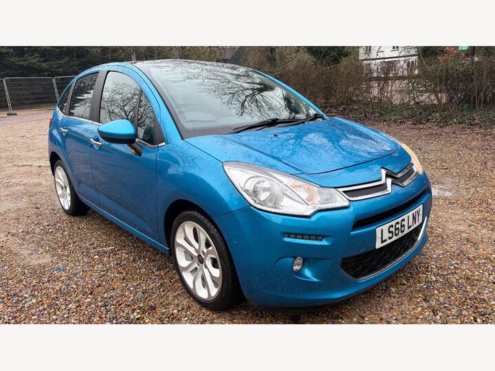 Citroen C3 1.2 PureTech Platinum Euro 6 5dr Citroen C3 1.2 PureTech Platinum Euro 6 5dr