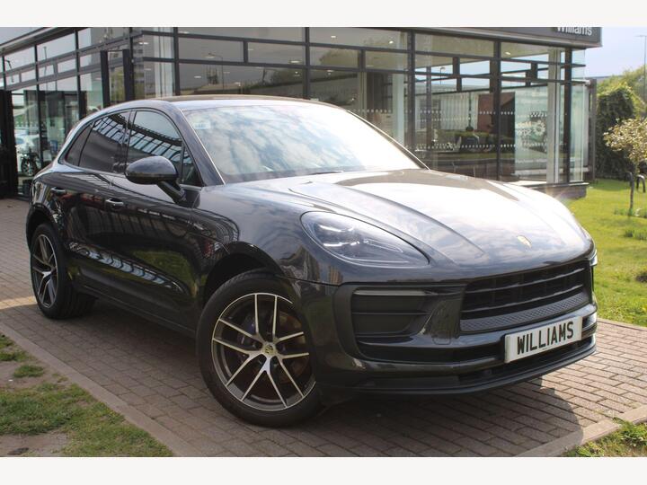 Porsche Macan 2.0T PDK 4WD Euro 6 (s/s) 5dr Porsche Macan 2.0T PDK 4WD Euro 6 (s/s) 5dr