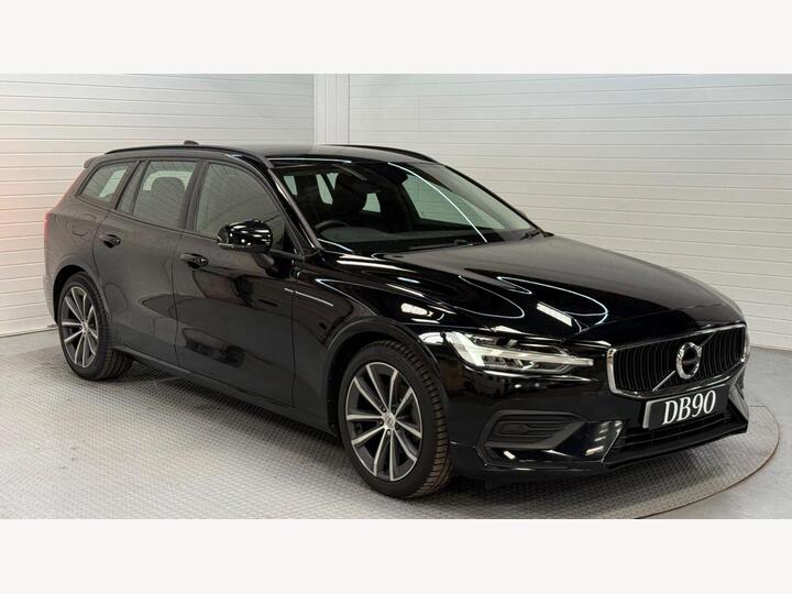Volvo V60 2.0 B3 MHEV Momentum Auto Euro 6 (s/s) 5dr