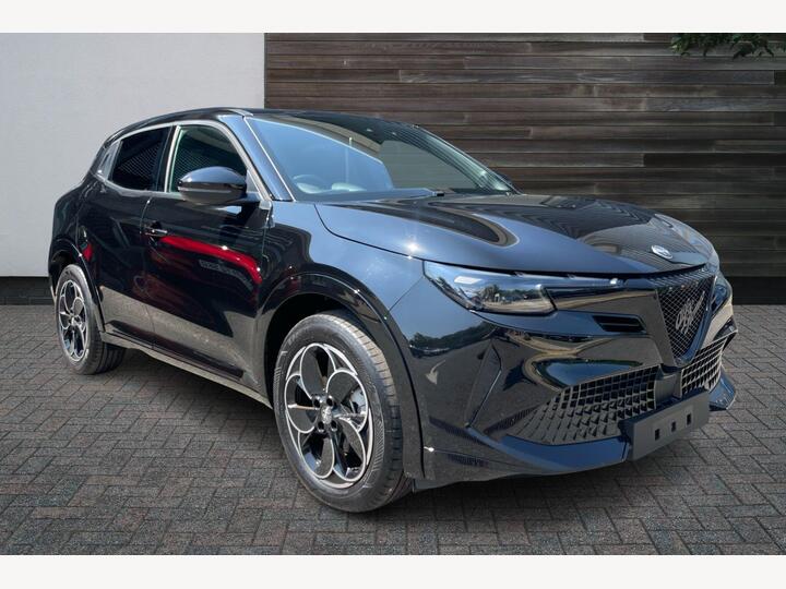 Alfa Romeo Junior Elettrica 54kWh Elettrica Auto 5dr