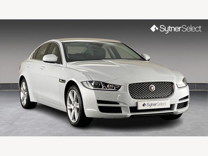 Jaguar XE 2.0d Portfolio Auto AWD Euro 6 (s/s) 4dr