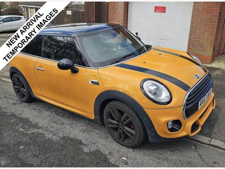 MINI HATCH 1.5 Cooper Auto Euro 6 (s/s) 3dr