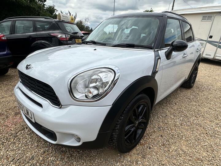 MINI COUNTRYMAN 2.0 Cooper SD Auto Euro 5 5dr