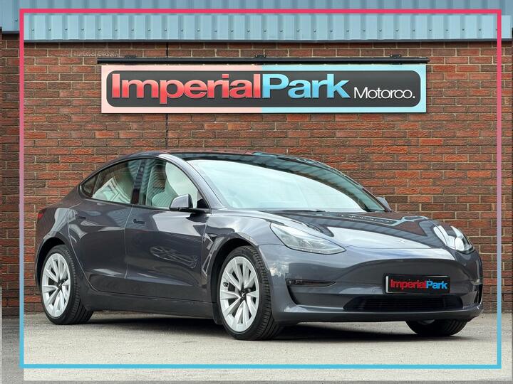 Tesla Model 3 Auto RWD 4dr