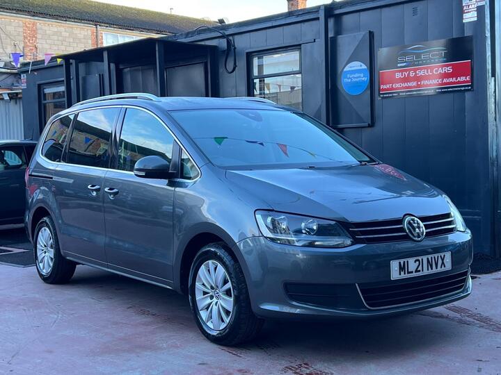 Volkswagen Sharan 1.4 TSI SE Nav DSG Euro 6 (s/s) 5dr Volkswagen Sharan 1.4 TSI SE Nav DSG Euro 6 (s/s) 5dr