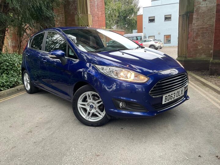 Ford Fiesta 1.0T EcoBoost Zetec Euro 5 (s/s) 5dr
