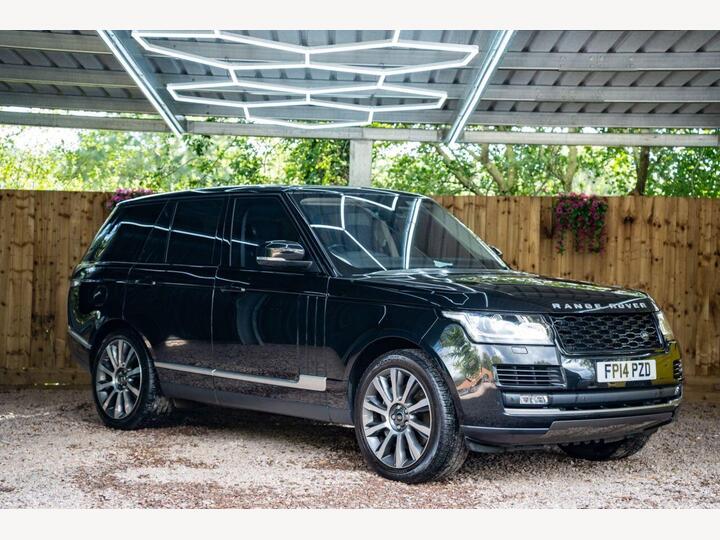 Land Rover RANGE ROVER 4.4 SD V8 Vogue Auto 4WD Euro 5 5dr Land Rover RANGE ROVER 4.4 SD V8 Vogue Auto 4WD Euro 5 5dr