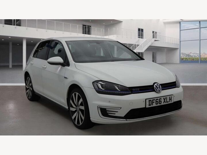 Volkswagen GOLF 1.4 TSI GTE Nav DSG Euro 6 (s/s) 5dr