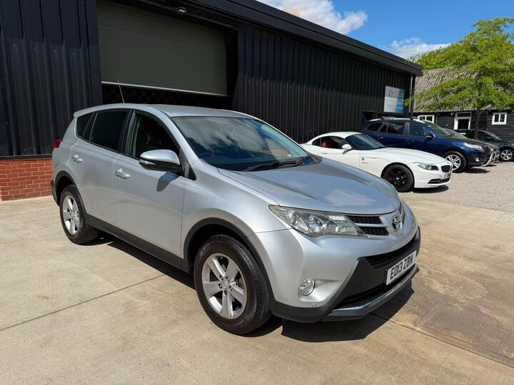 Toyota RAV4 2.0 D-4D Icon 2WD Euro 5 (s/s) 5dr