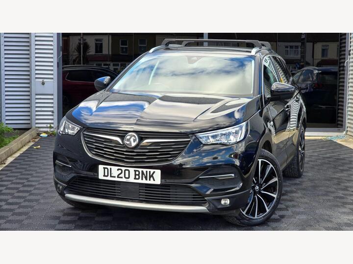 Vauxhall Grandland X 1.6 13.2kWh Business Edition Nav Premium Auto 4WD Euro 6 (s/s) 5dr Hybrid4