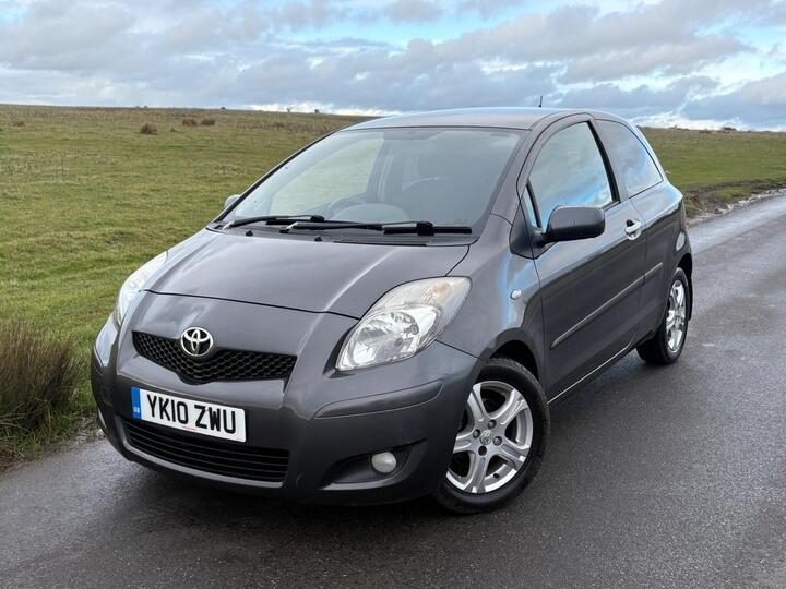 Toyota Yaris 1.33 Dual VVT-i TR Euro 4 (s/s) 3dr Toyota Yaris 1.33 Dual VVT-i TR Euro 4 (s/s) 3dr