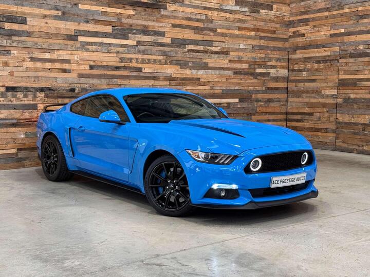 Ford MUSTANG 5.0 V8 GT Fastback Euro 6 2dr