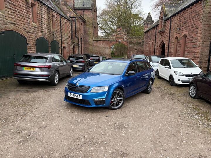 Skoda OCTAVIA 2.0 TDI VRS DSG Euro 5 (s/s) 5dr