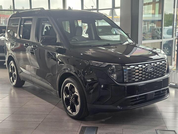 Ford E-Tourneo Courier 43kWh Titanium Auto 5dr