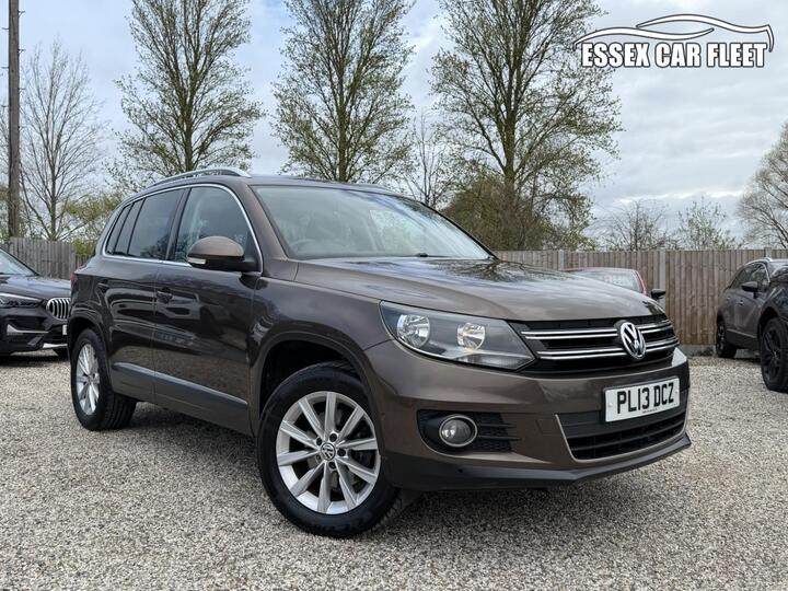 Volkswagen TIGUAN 2.0 TDI BlueMotion Tech SE DSG 4WD Euro 5 (s/s) 5dr