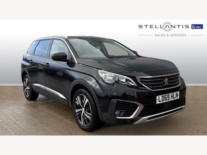 Peugeot 5008 1.2 PureTech Allure EAT Euro 6 (s/s) 5dr Peugeot 5008 1.2 PureTech Allure EAT Euro 6 (s/s) 5dr