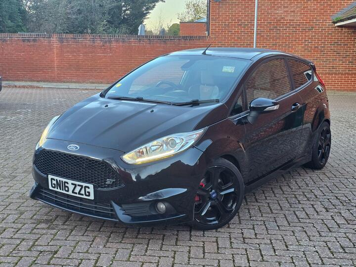 Ford Fiesta 1.6T EcoBoost ST-3 Euro 6 3dr