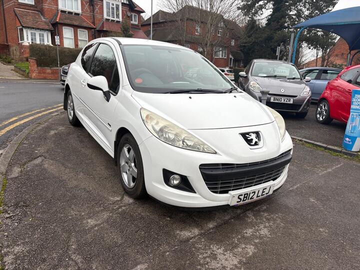 Peugeot 207 1.4 Sportium Euro 5 3dr Peugeot 207 1.4 Sportium Euro 5 3dr