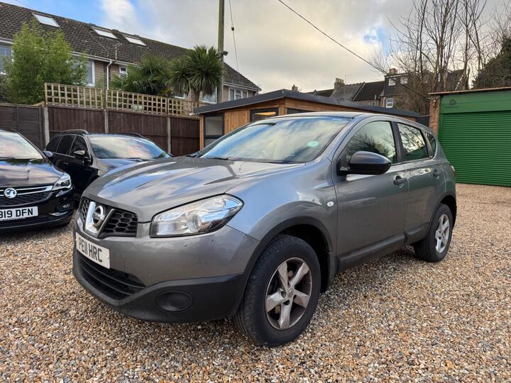 Nissan Qashqai 1.5 DCi Visia 2WD Euro 5 5dr
