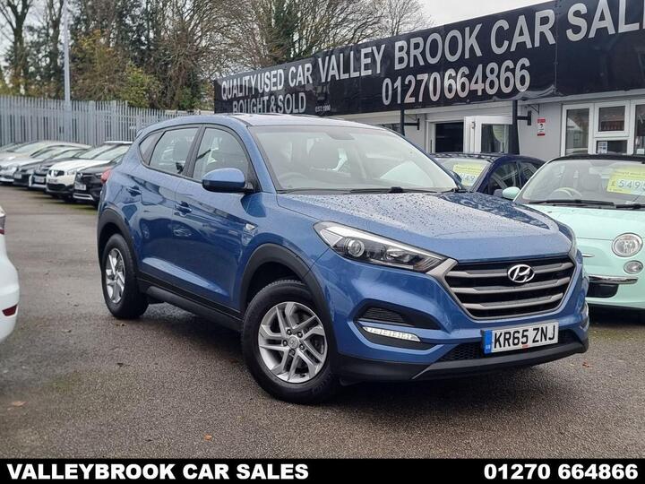 Hyundai TUCSON 1.7 CRDi Blue Drive S Euro 6 (s/s) 5dr Hyundai TUCSON 1.7 CRDi Blue Drive S Euro 6 (s/s) 5dr