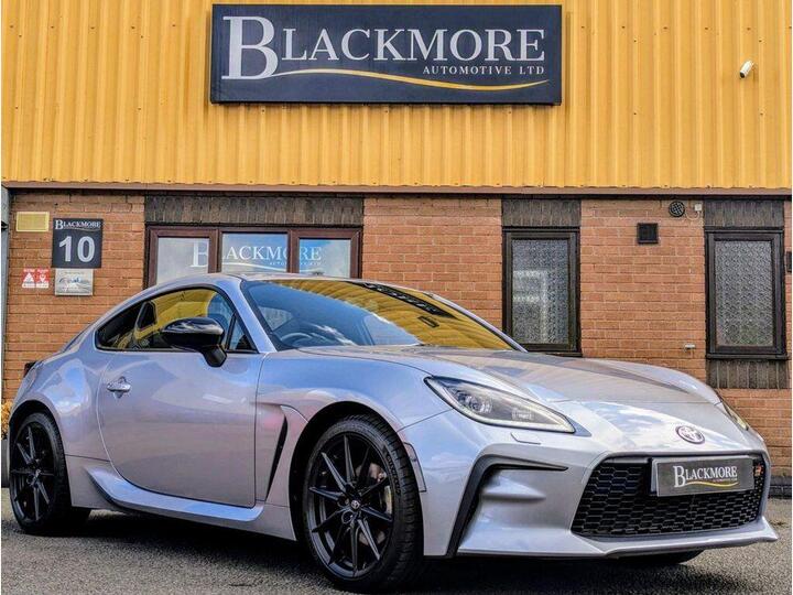 Toyota GR86 2.4 Boxer D-4S Euro 6 2dr